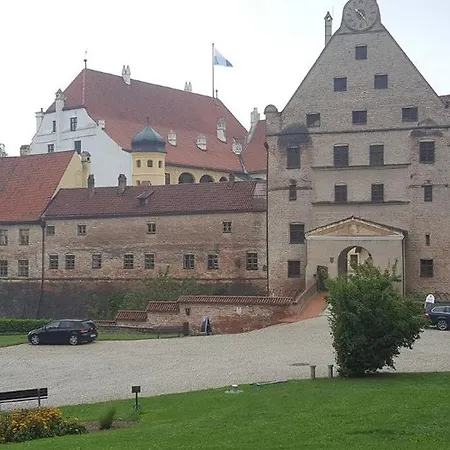 Helles Wohlfuehl In Landshut דירה