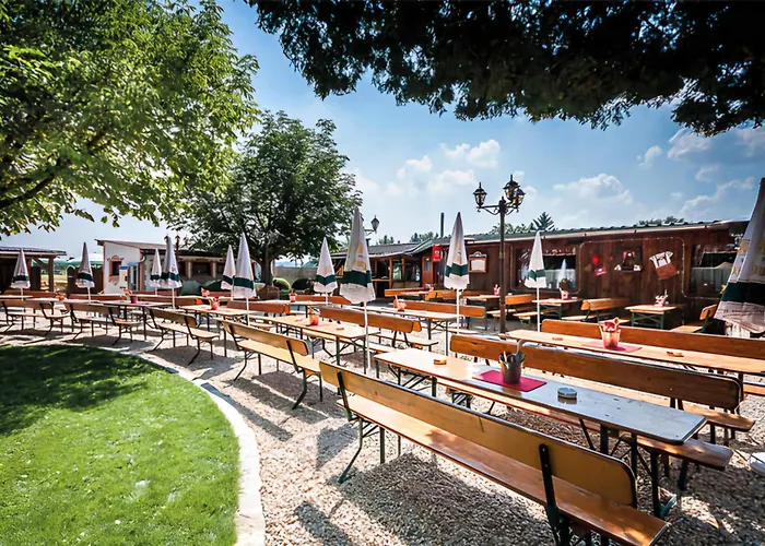 Helles Wohlfuehl In Landshut אלטדורף